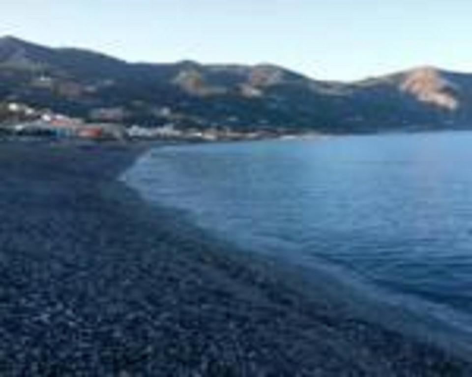 Terrazza Sul Mare Lägenhet Gioiosa Marea Exteriör bild